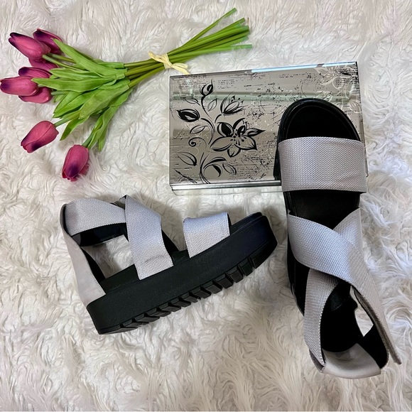 Shelly’s London- Kyler Platform Sandals with Straps Silver Black- 37/7 - Picture 8 of 11